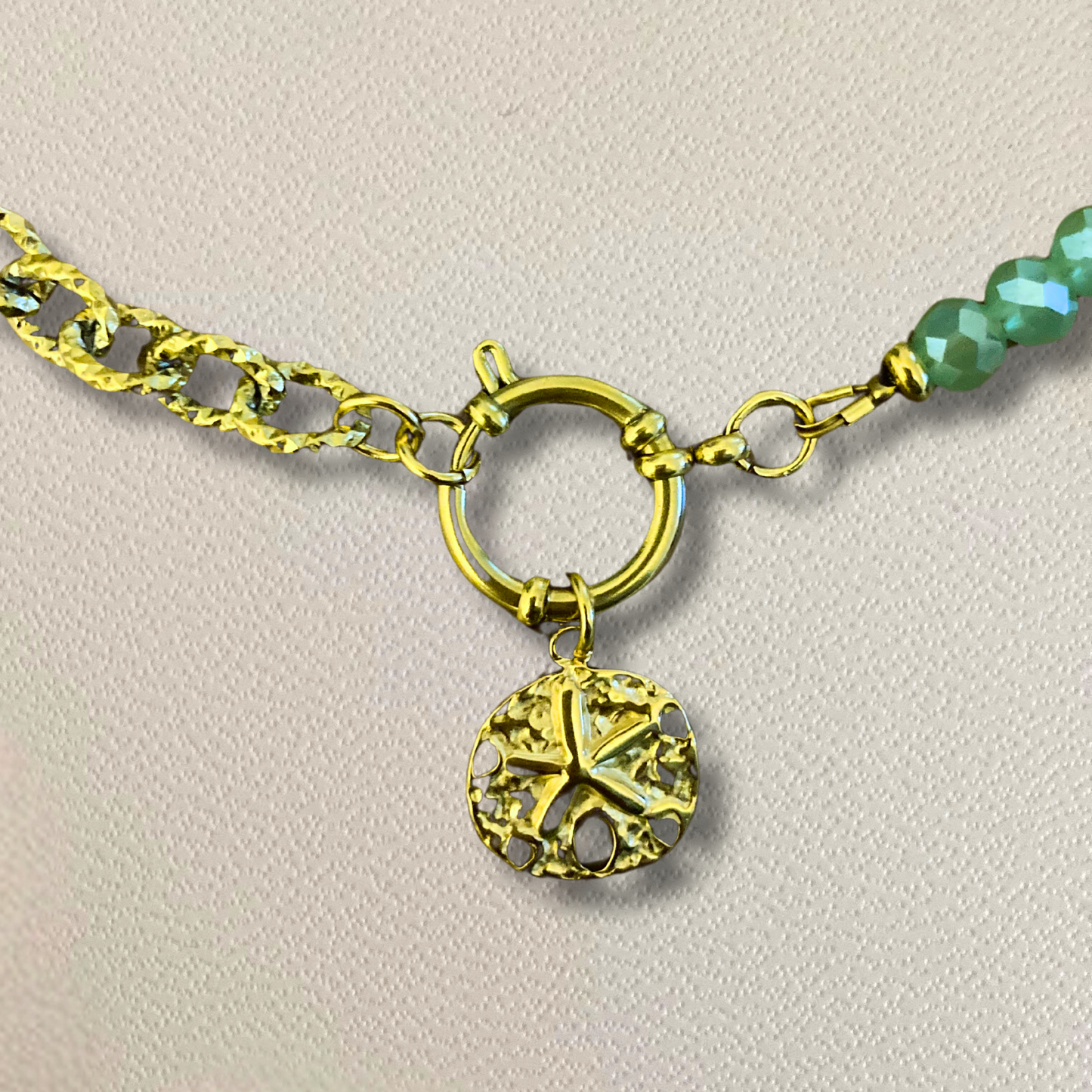 Collier Calypso vert • charm sand dollar
