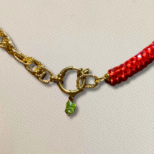 Collier Catalia avec péridot ♢ laiton plaqué or