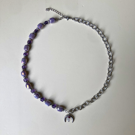 Collier argenté Nyx • charm corne de lune