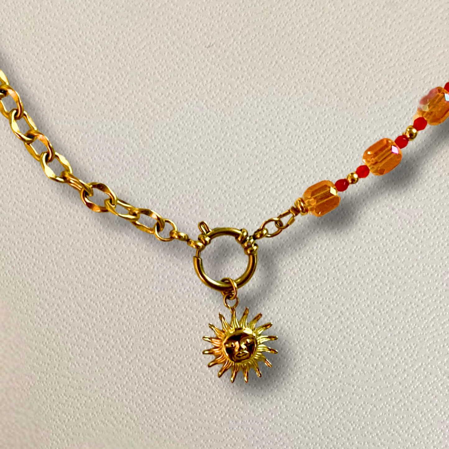 Collier lumineux Alma • charm soleil