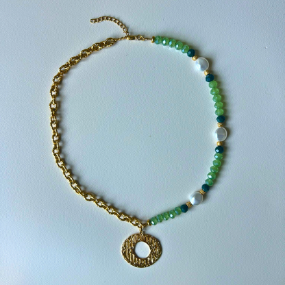Collier asymétrique Mélis • Perles irisées et nacrées
