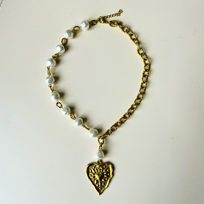 Collier Néréa • charm coeur et perles nacrées