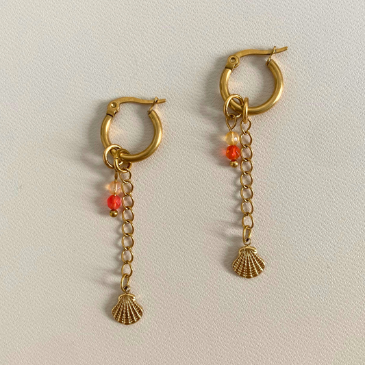 Créoles à loquet Néra • charm coquillage